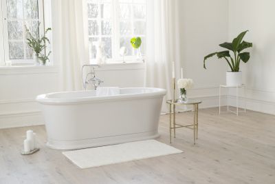 Refinished Tub with Modern Look